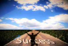 成功和幸福可同作