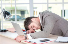 成功人士睡觉技巧从高中时代养成习惯